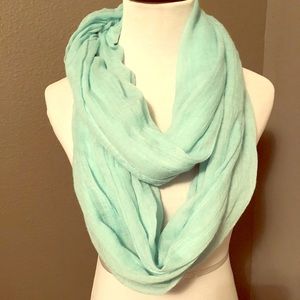 Infinity scarf